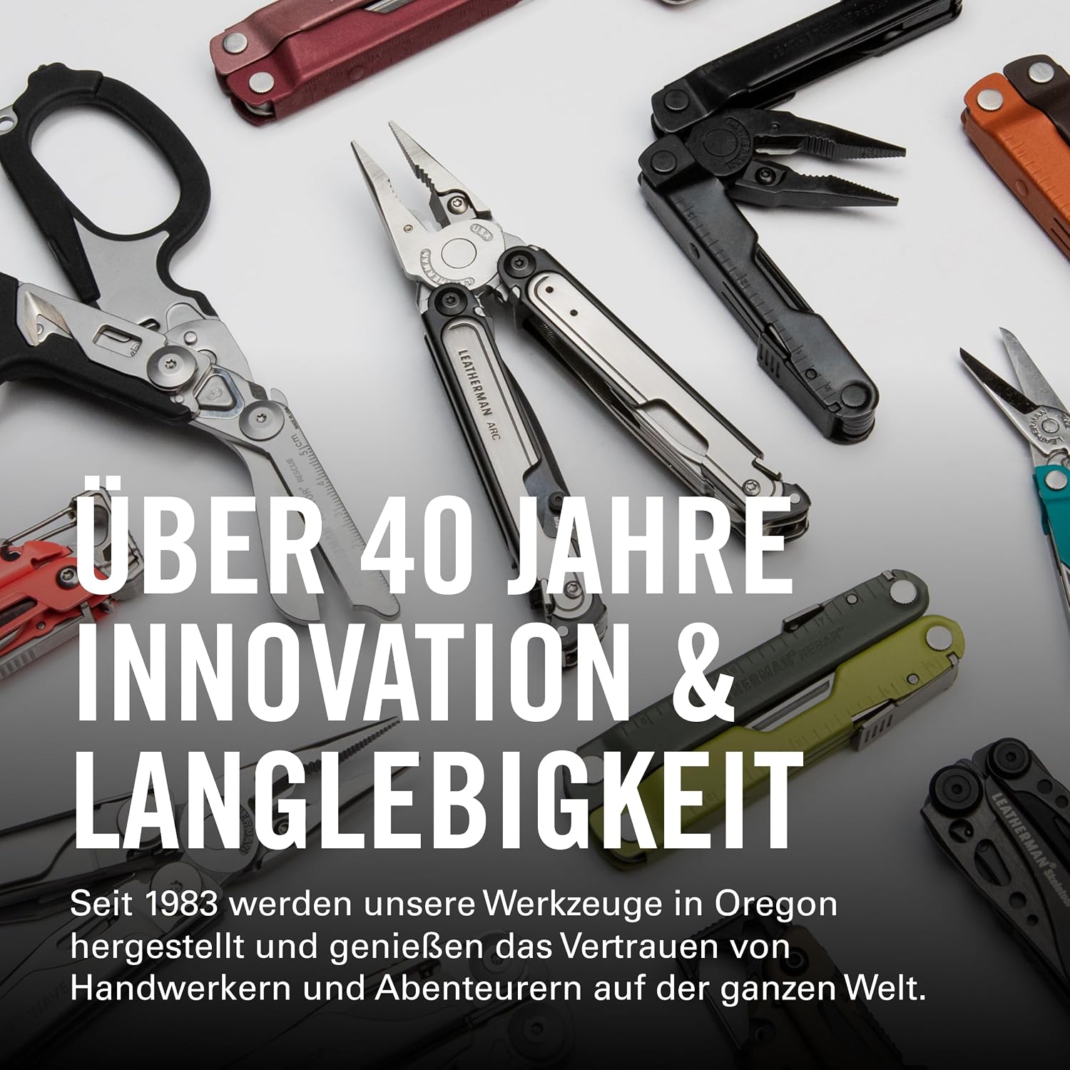 Multitool Wave+ 832526 18-in-1 Edelstahl Werkzeug mit Zange Klinge Drahtschneider und Camping Zubehör