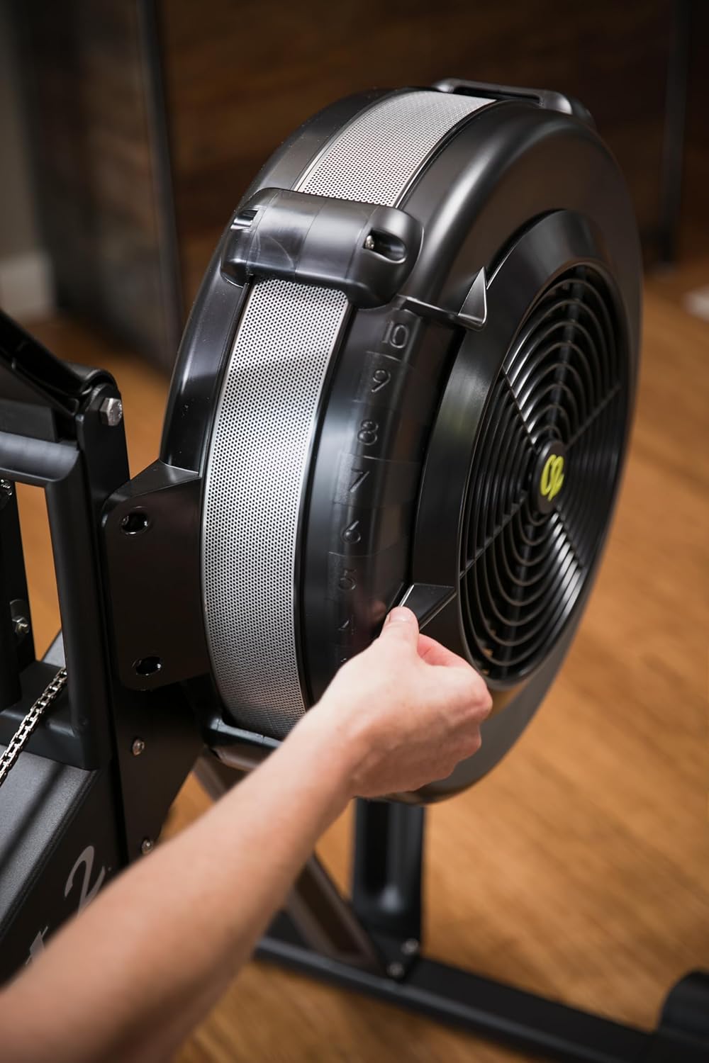 Rudergerät RowErg Modell D mit Luftwiderstand PM5 Monitor Standardbeinen Ganzkörper Trainingsgerät bis 227 kg