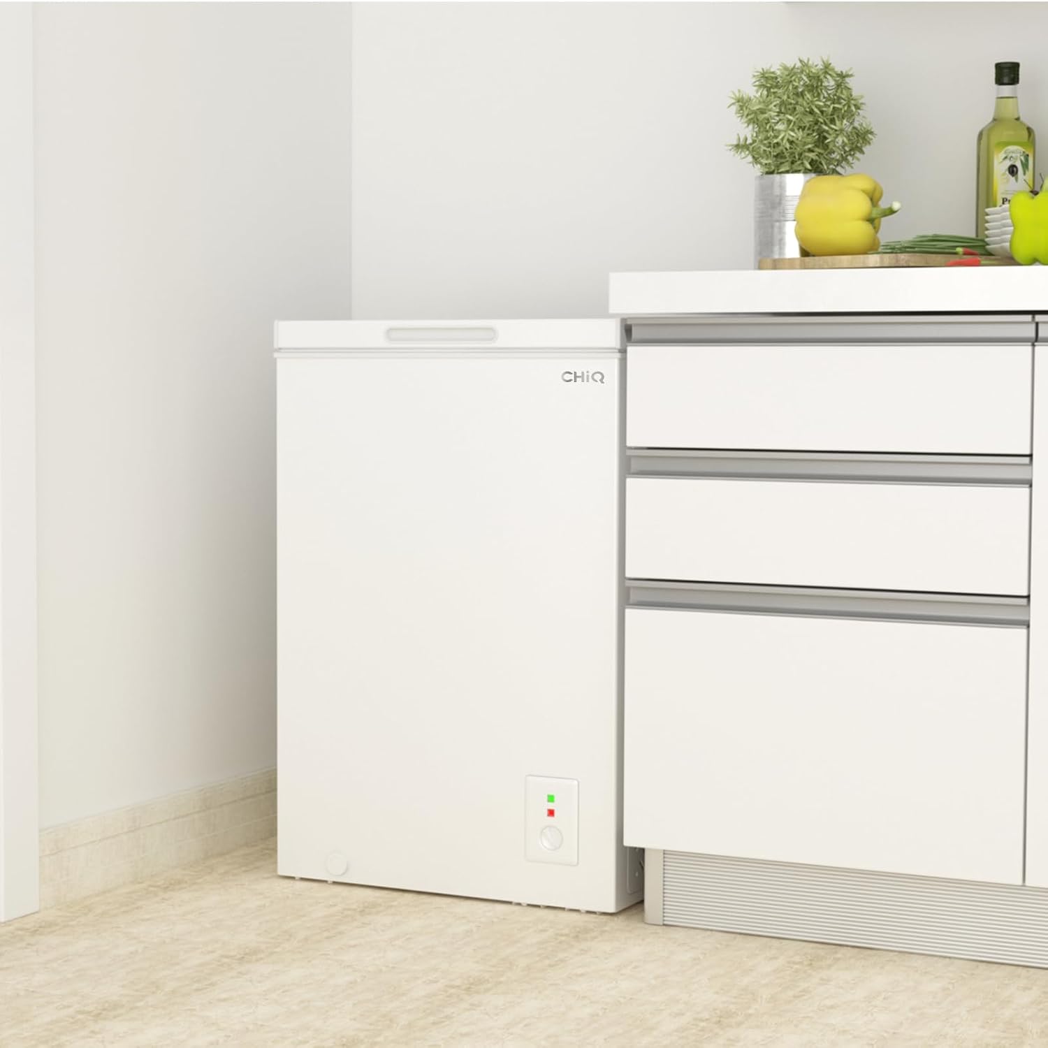 Gefriertruhe FCF98DE 99 L mit Schnellgefrierfunktion LED Beleuchtung 39 dB 4 Sterne Gefrieren freistehend