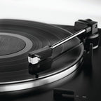 Vollautomatischer Plattenspieler AT-LP60X mit Riemenantrieb Stereo Analog 33 1/3 und 45 U/min Schwarz