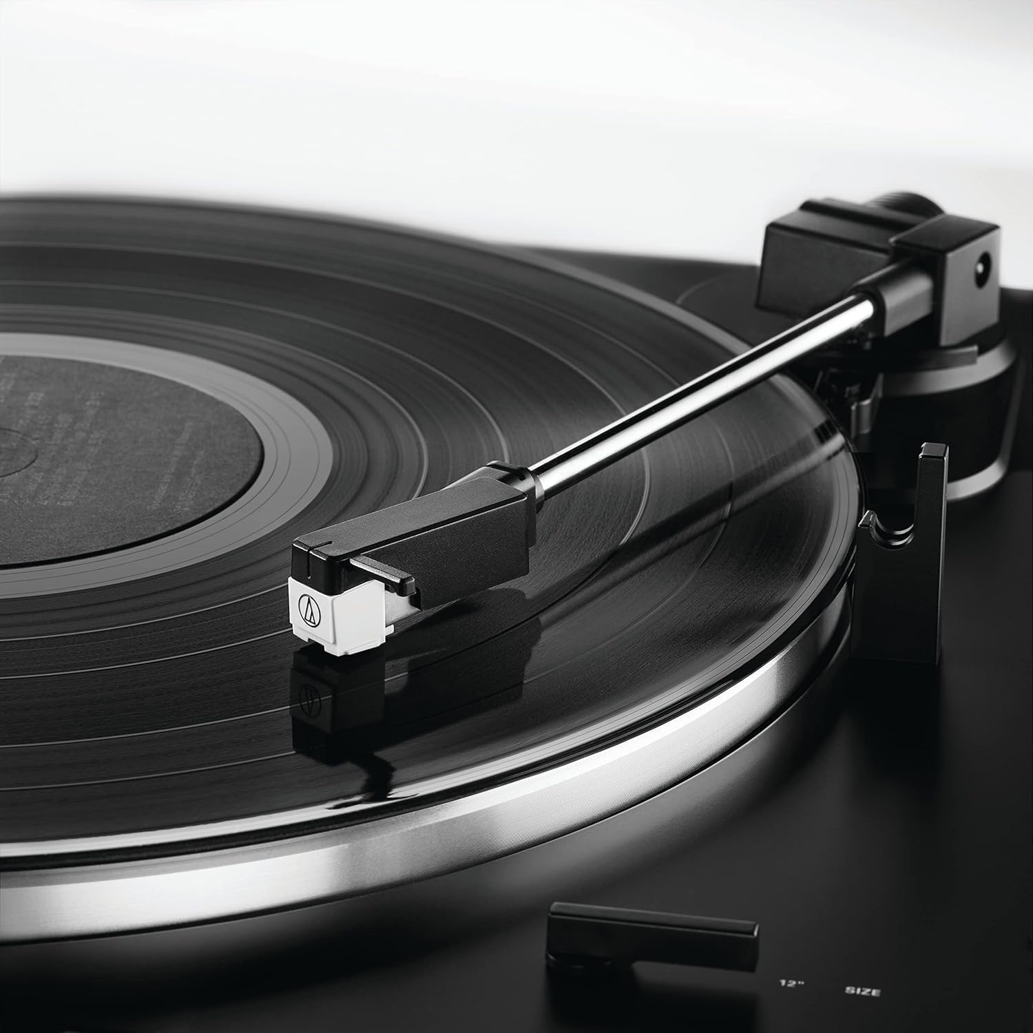 Vollautomatischer Plattenspieler AT-LP60X mit Riemenantrieb Stereo Analog 33 1/3 und 45 U/min Schwarz