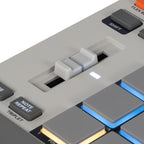 MPC Sample Sampler Sequenzer Effektprozessor MPCSAMPLE mit Akku USB-C Lautsprecher Mikrofon und 16 Pads
