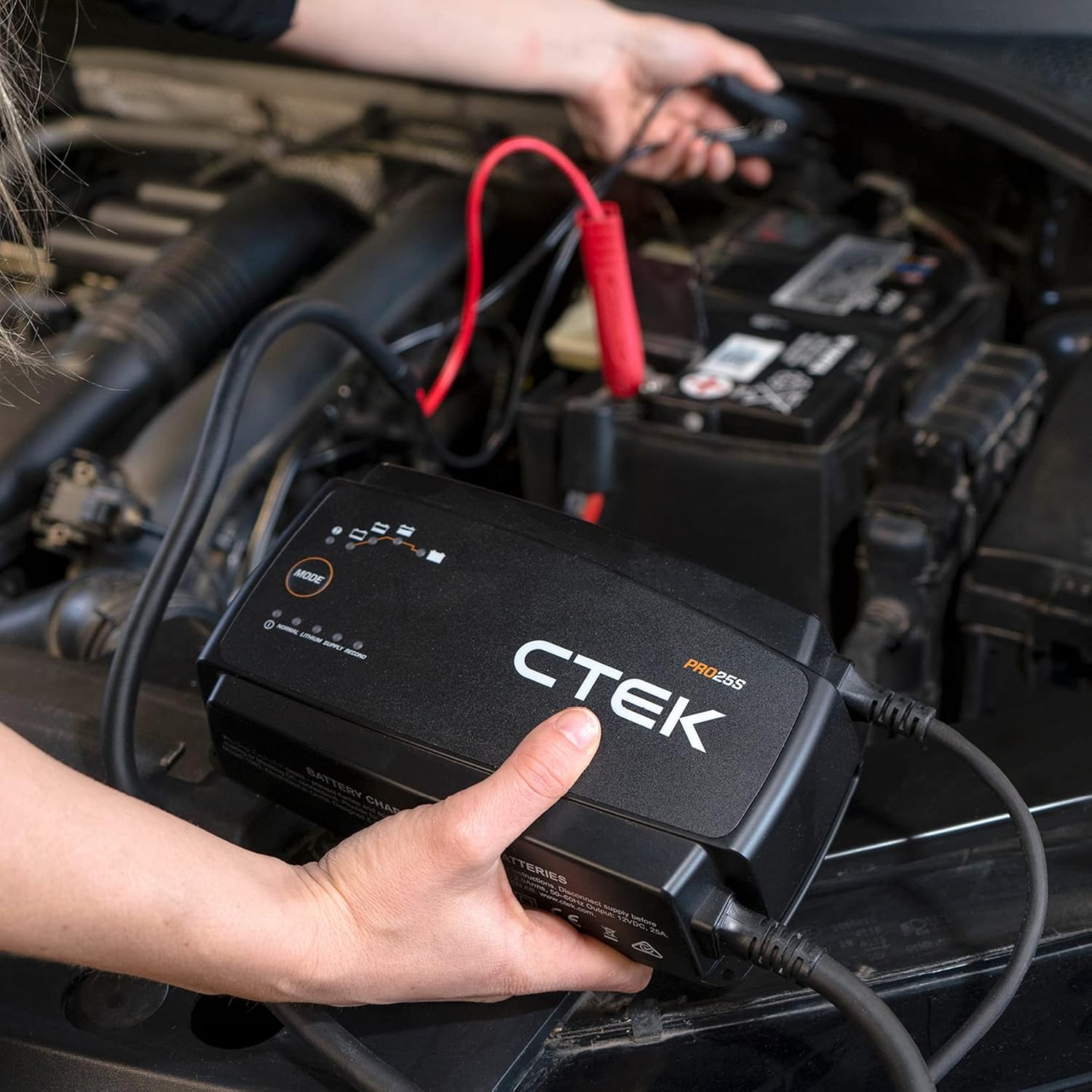 Batterieladegerät Ladegerät PRO25S 25A 12V LiFePO4 Lithium Ionen Blei Säure Rekonditionierung Entsulfatierung Stromversorgung
