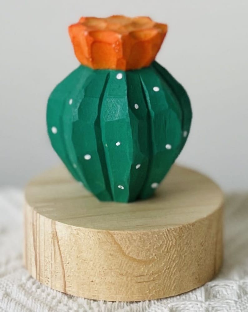 Handgeschnitzter Kaktus aus Holz, minimalistisches Wohndekor, 7 cm