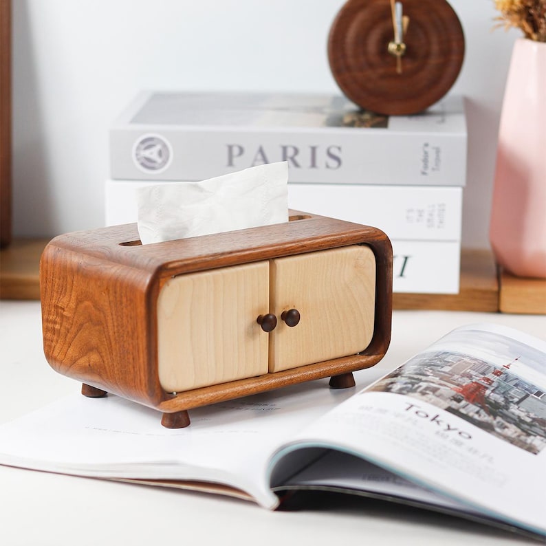 Mini Holztaschentücherkasten mit Schrankdesign, Nussbaum, kompakt