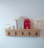Schlüsselhalter Holzhäuschen Wanddekoration Schlüsselboard mit 5 Haken, Tinyhouse Miniaturhaus, 25x15x2 cm, Skandi Stil