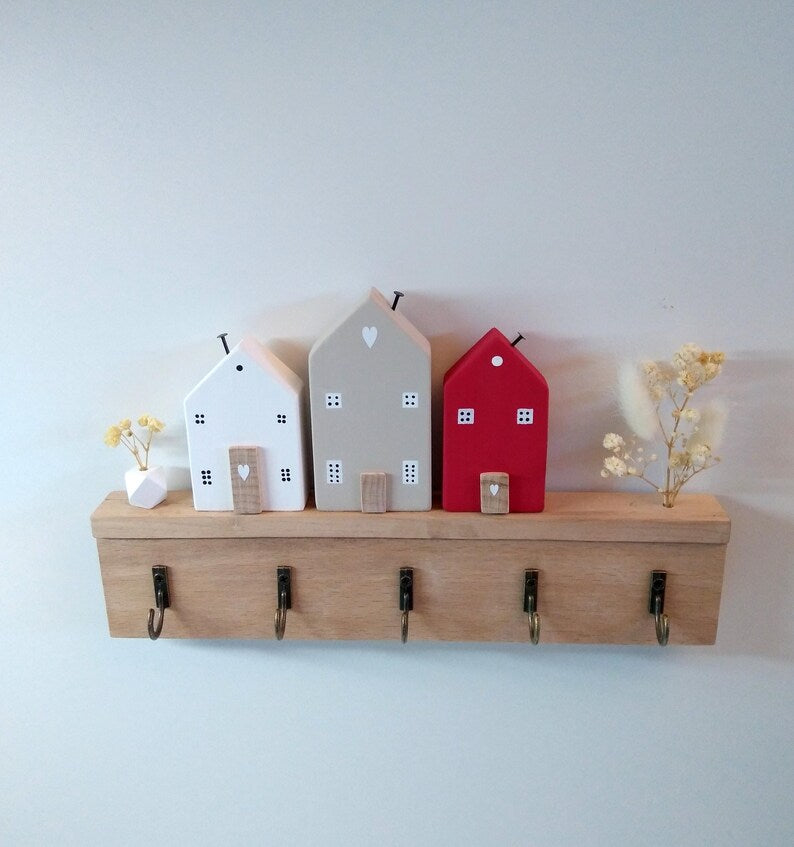 Schlüsselhalter Holzhäuschen Wanddekoration Schlüsselboard mit 5 Haken, Tinyhouse Miniaturhaus, 25x15x2 cm, Skandi Stil