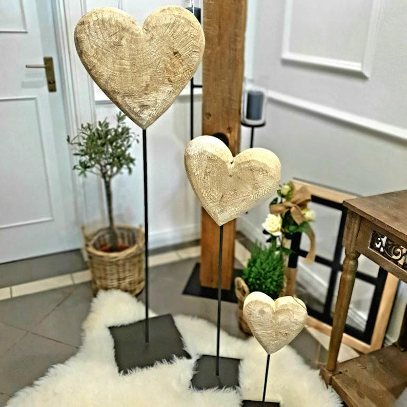 Massivholz Herz auf Metallständer 3 Größen, Holzdeko, Herz Geschenk