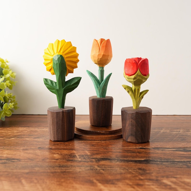 Holz Rosen Figur handgefertigt, Holzblume, Schreibtischdeko, Wohnkultur