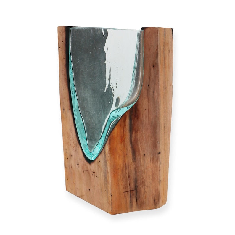 Vertikale Wandvase aus geschmolzenem Glas auf Holz, mundgeblasener Glaspflanzer, rustikale Boho-Dekor, Treibholz-Akzent-Schaustück, kleine Blumenvase