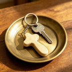 Holzkreuz Schlüsselanhänger 60x34x12 mm mit Metallring, christliches Geschenk