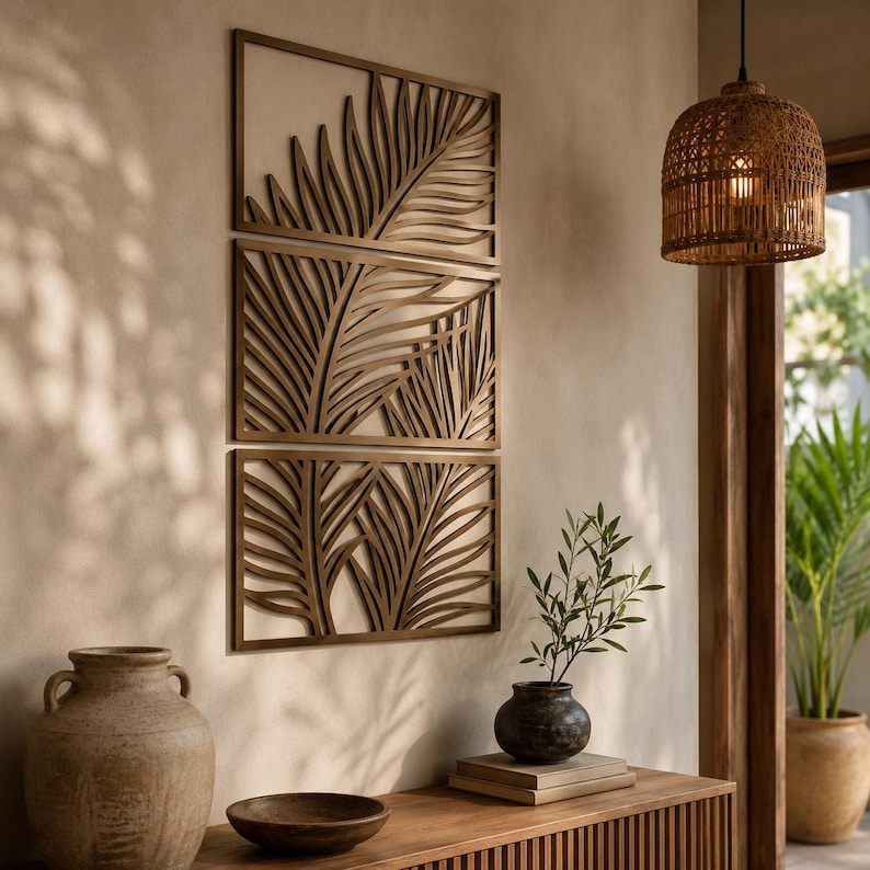 Wanddeko aus Metall mit Palmenblättern, tropische Wandpaneele, botanisches Triptychon, Japandi-Wanddeko, Boho-Wanddeko aus Metall, Deko-Set für über dem Bett