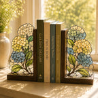 Buchstützen mit Hortensienmotiv aus Holz und Buntglas, Blumendekoration für Bücherregal, botanische Buchstützen im Buntglas-Stil