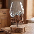 Mundgeblasene Glasvase auf Holzständer, Treibholz-Mittelstück, Boho Wohndekor