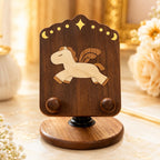 Pegasus Handyständer aus Holz, Smartphone Halter mit Flügelpferd Design, Schreibtisch Dekoration